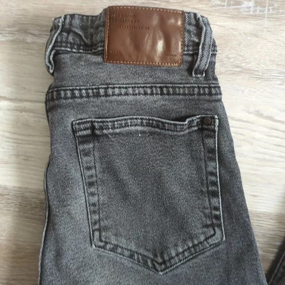 Zara Skinny Jeans - Picture 4 of 5